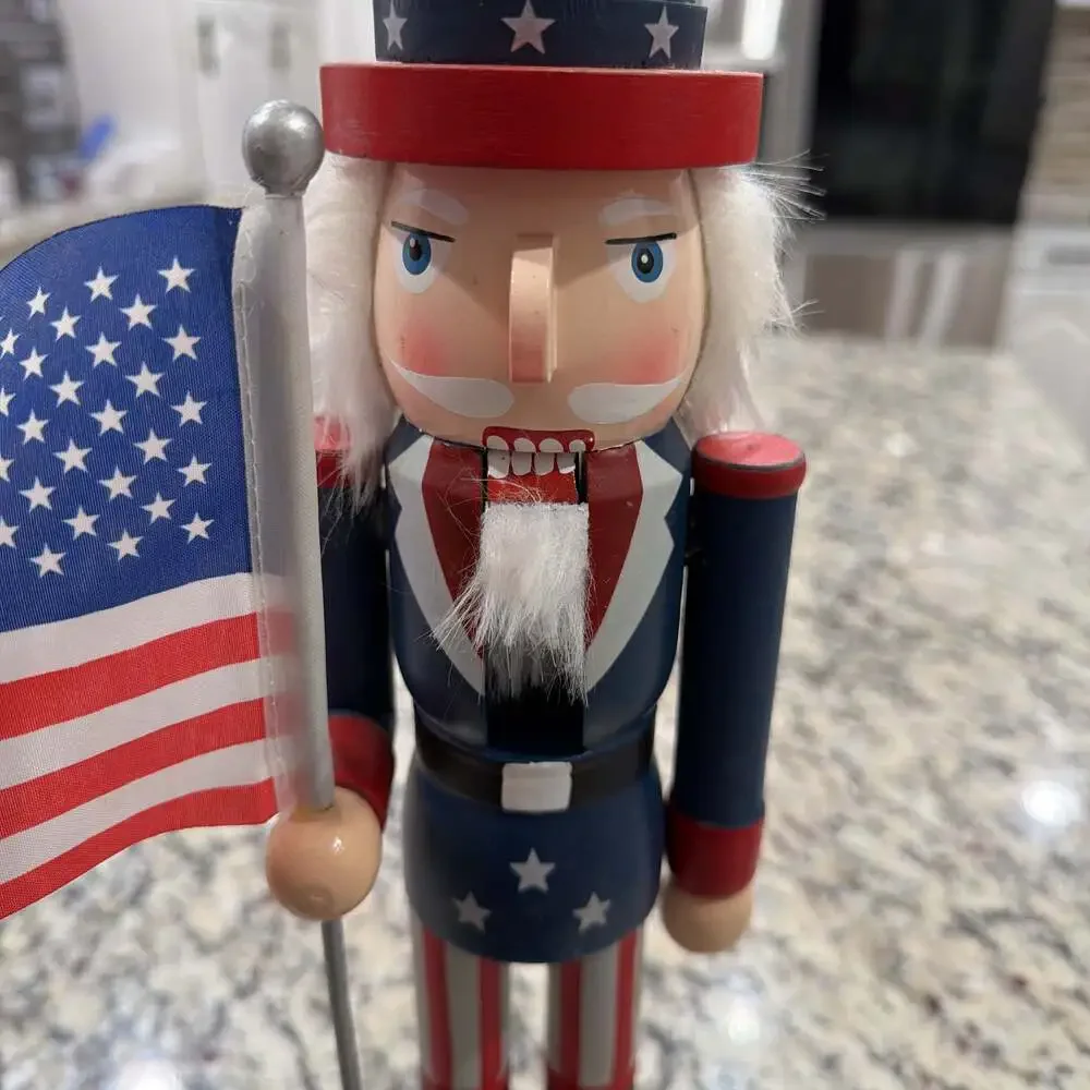 Unbranded patriotic uncle